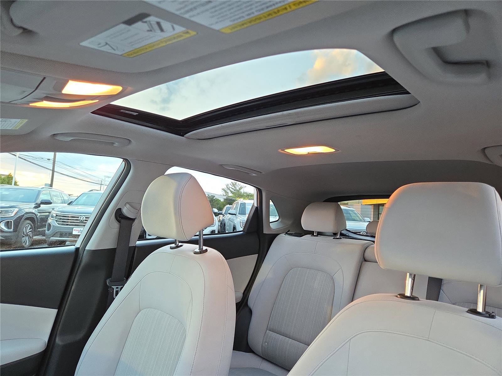 Used 2022 Hyundai Kona SEL w/ Convenience Package FWD image 24