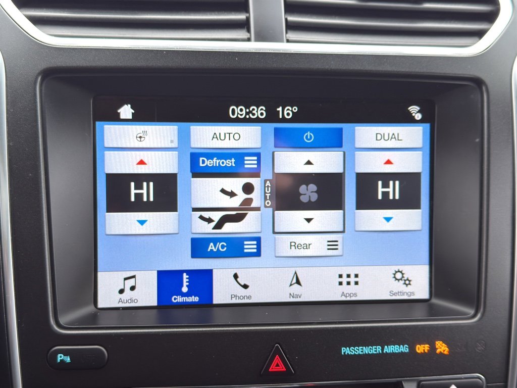 Used 2018 Ford Explorer Sport image 18