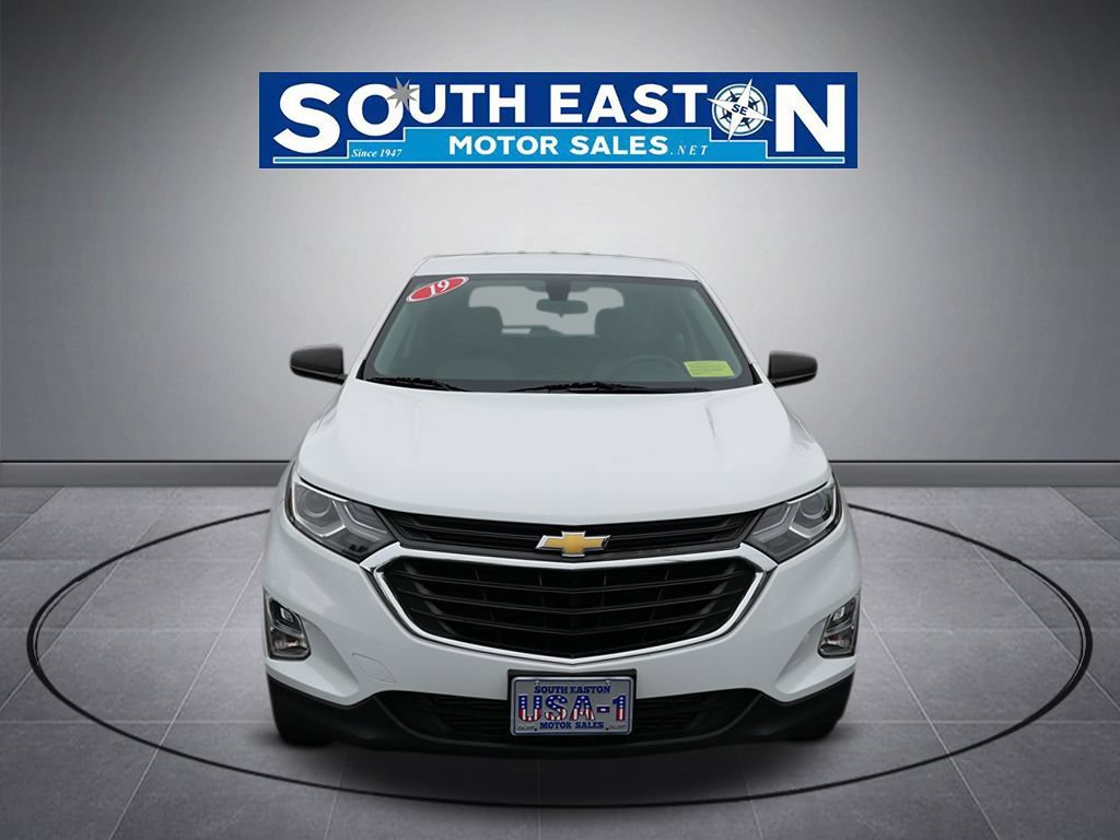 Used 2019 Chevrolet Equinox LS AWD/4WD image 3