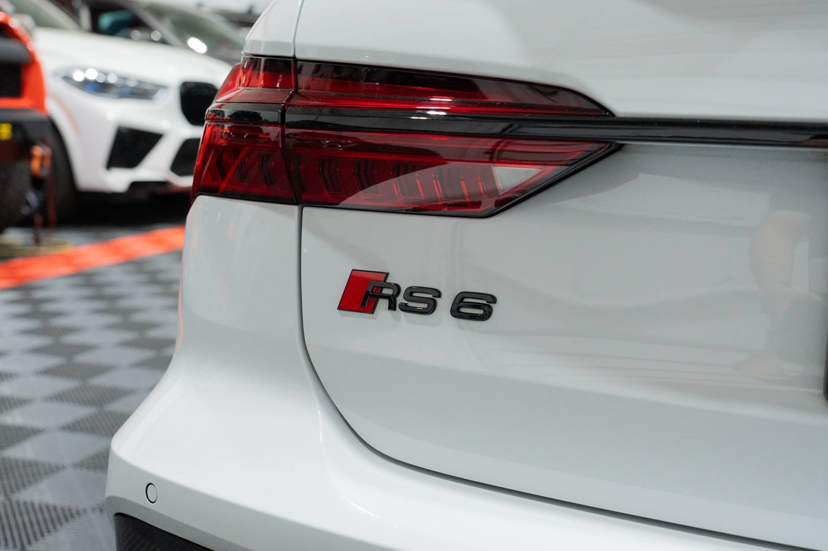 Used 2023 Audi RS 6 AWD/4WD image 11