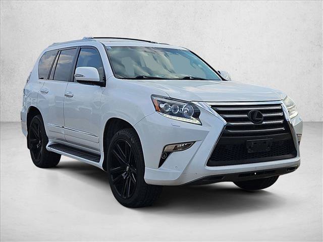 Used 2014 Lexus GX 460 w/ Premium Package AWD/4WD image 3