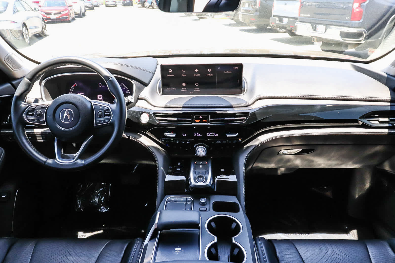 Used 2023 Acura MDX SH-AWD w/ Advance Package image 16