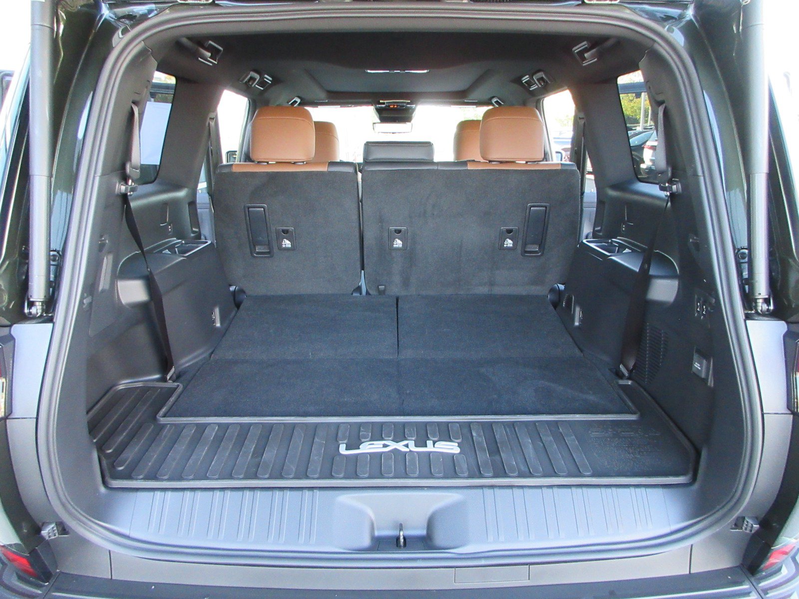 Used 2026 Lexus GX 550 w/ Accessory Package (2T) AWD/4WD image 59