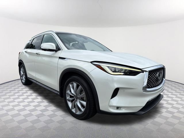 Used 2020 INFINITI QX50 Essential w/ Convenience Package AWD/4WD image 3