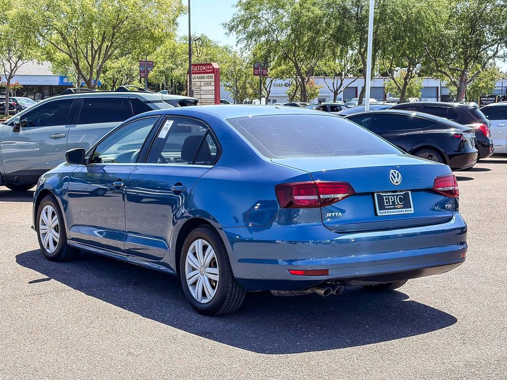 Used 2017 Volkswagen Jetta S w/ Jetta S Cold Weather Package FWD image 2