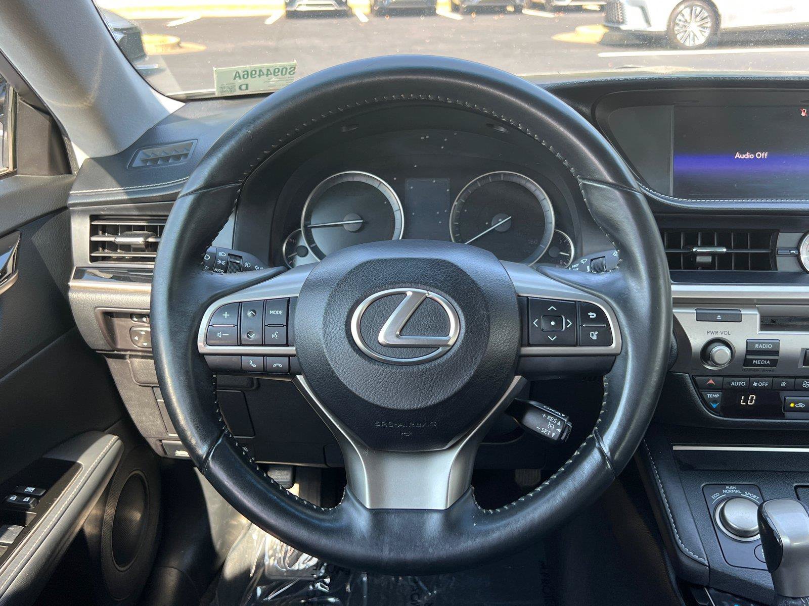 Used 2016 Lexus ES 350 w/ Accessory Package FWD image 23