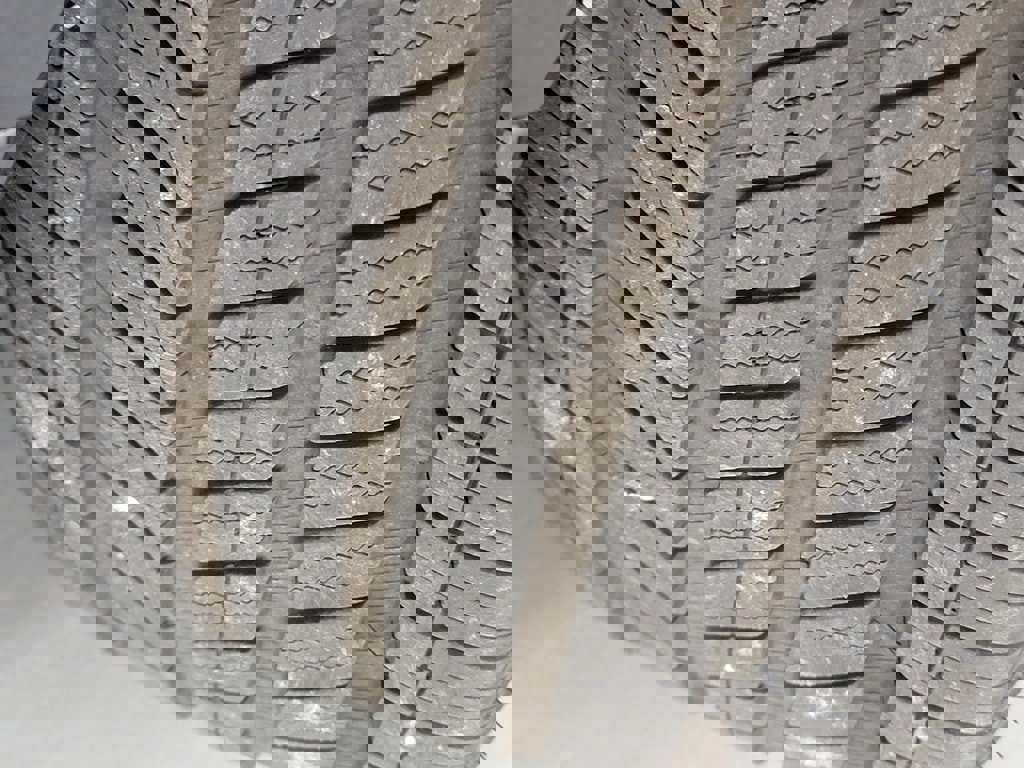 Used 2020 Ford Mustang GT Premium w/ Equipment Group 401A RWD image 34