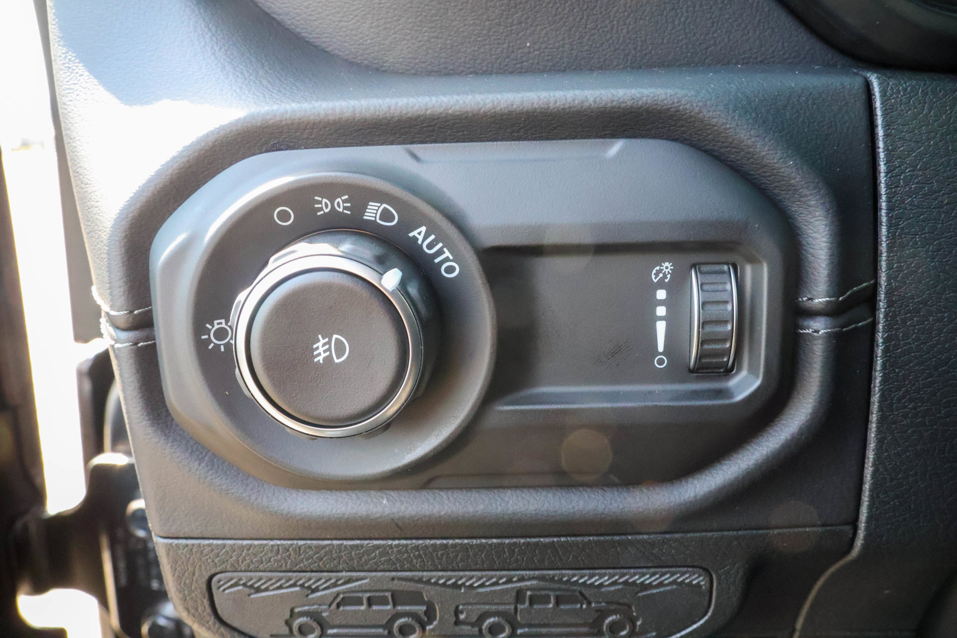 New 2027 Jeep Wrangler Unlimited Sahara AWD/4WD image 29