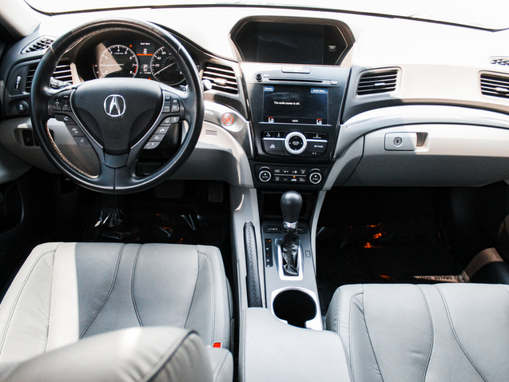 Used 2020 Acura ILX FWD image 25