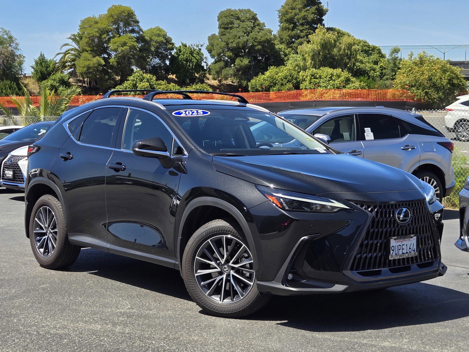 Used 2025 Lexus NX 350h AWD w/ Accessory Package (2T) image 1