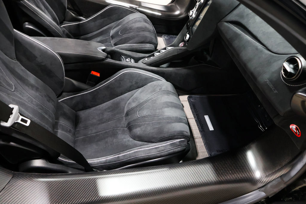 Used 2022 McLaren 765LT RWD image 68