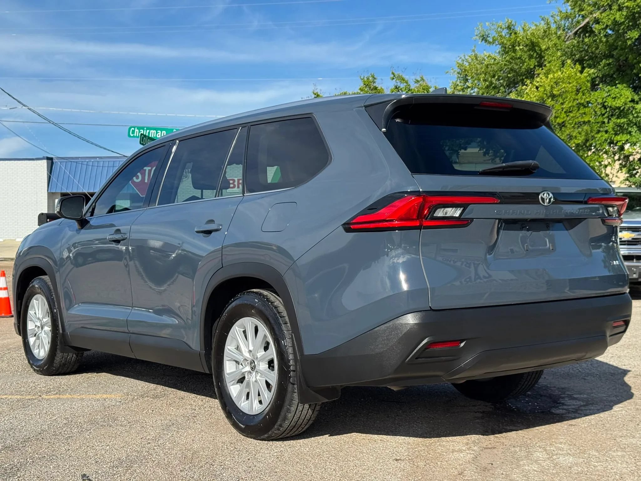 Used 2024 Toyota Grand Highlander FWD image 4