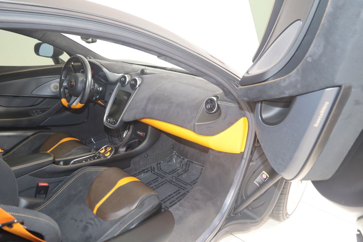 Used 2020 McLaren 570S Coupe RWD image 69