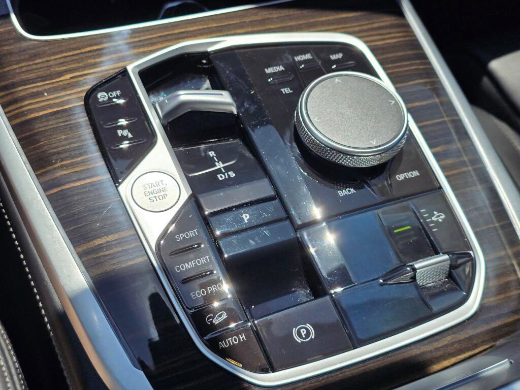 Used 2023 BMW X7 xDrive40i image 35