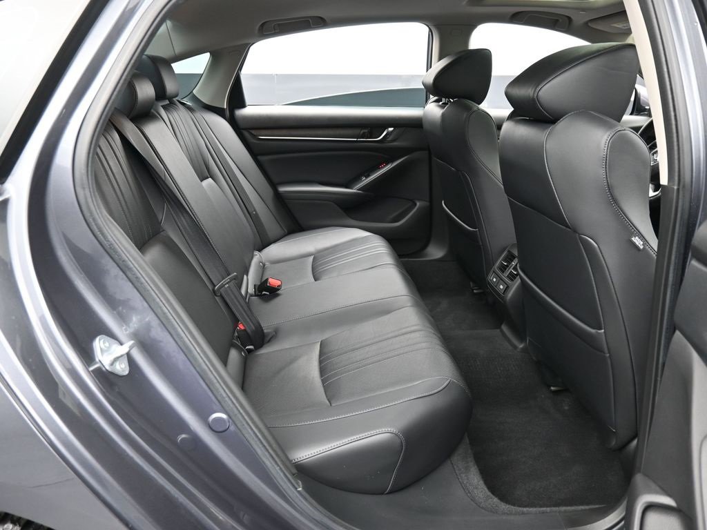 Used 2022 Honda Accord Touring image 39