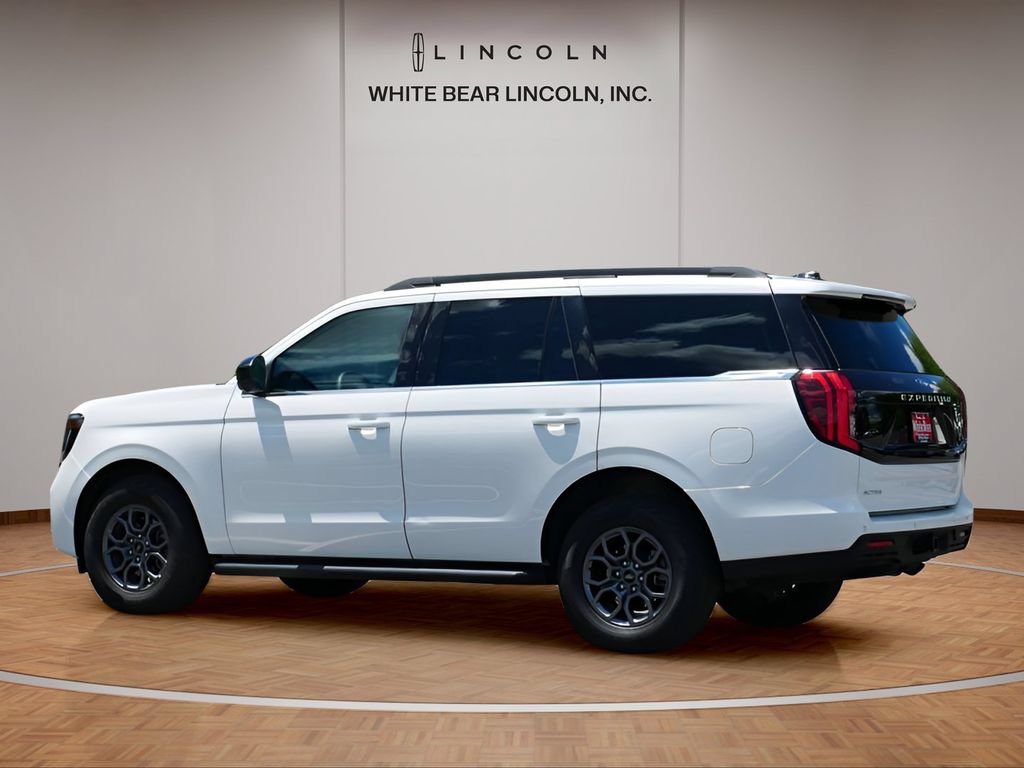 Used 2025 Ford Expedition Active AWD/4WD image 7