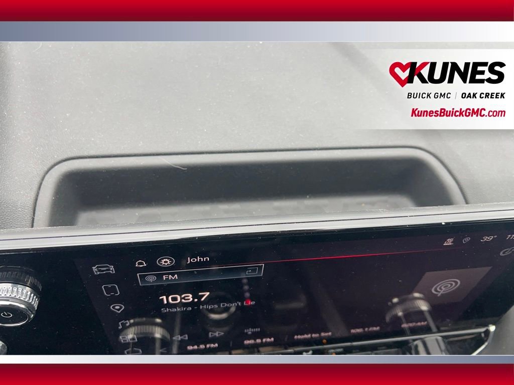 Used 2024 GMC Canyon Elevation w/ Convenience Package image 27