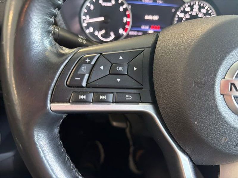 Used 2021 Nissan Sentra SV image 15