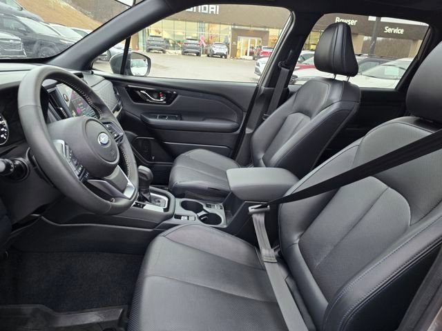 Used 2025 Subaru Forester Limited image 9