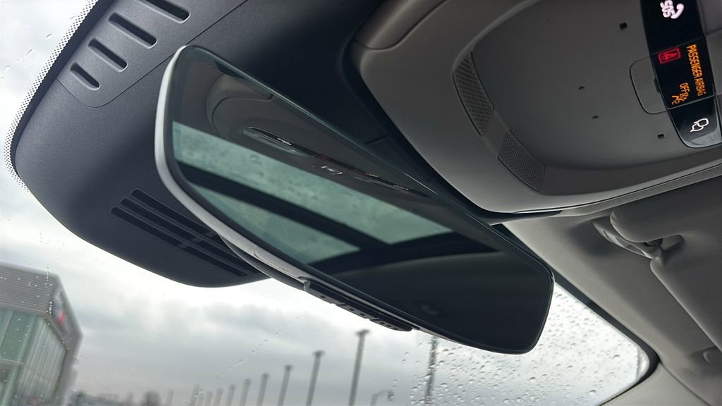 New 2026 Volvo XC60 B5 Plus w/ Protection Package Premier image 24