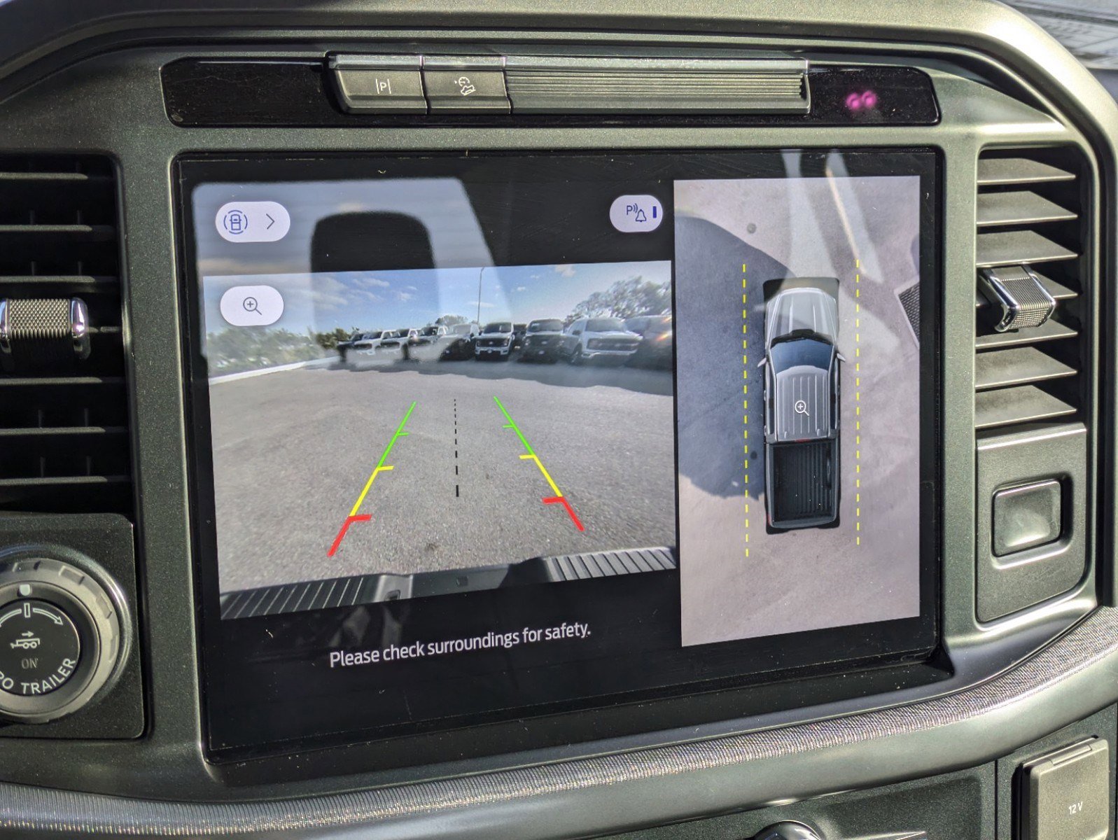 Used 2025 Ford F150 Lariat w/ Equipment Group 501A Mid image 28