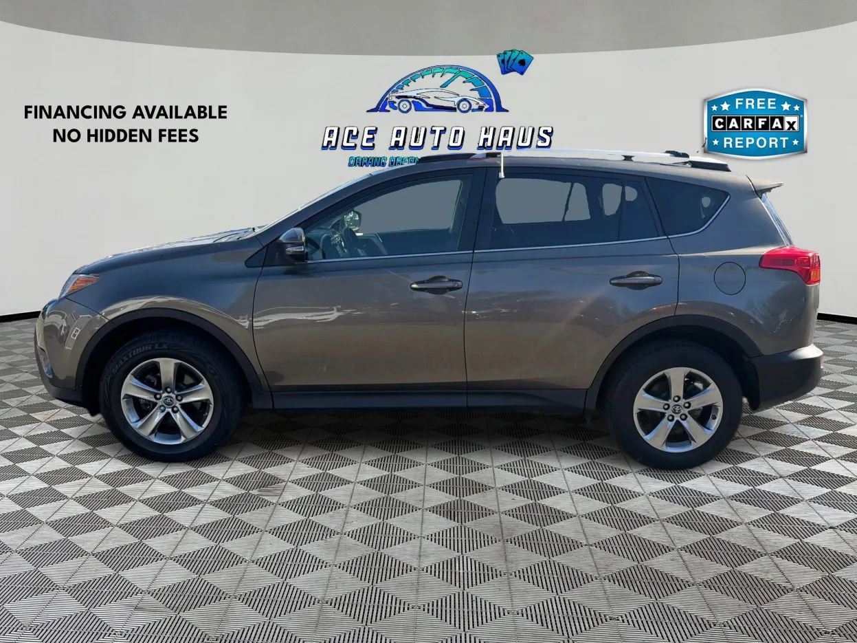 Used 2015 Toyota RAV4 XLE AWD/4WD image 4
