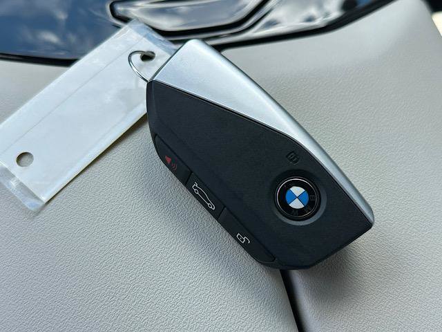 Certified 2025 BMW 530i xDrive AWD/4WD image 32