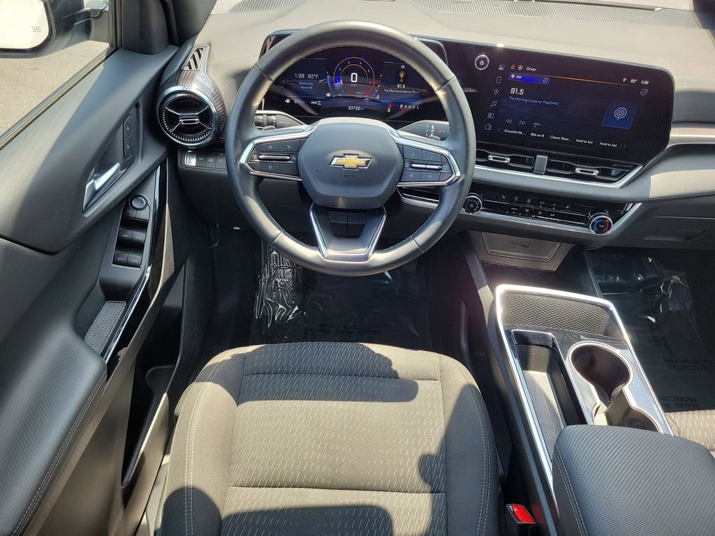 Used 2025 Chevrolet Equinox LT image 13