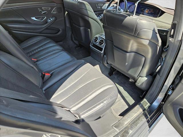 Used 2018 Mercedes-Benz S 560 Sedan image 19