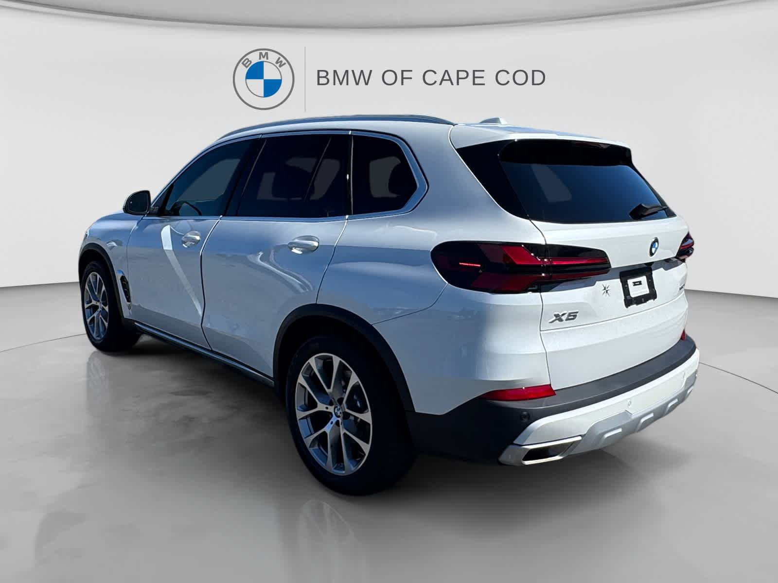 Used 2024 BMW X5 xDrive40i AWD/4WD image 5