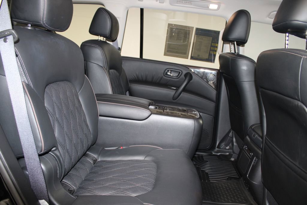 Used 2024 Nissan Armada Platinum w/ Captain's Chairs Package image 33