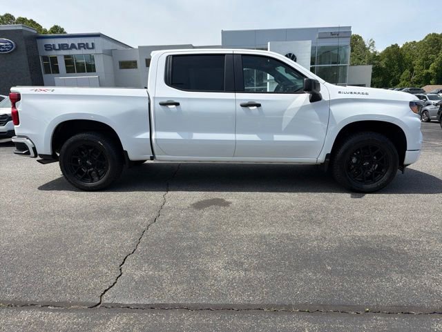 Used 2024 Chevrolet Silverado 1500 Custom AWD/4WD image 1