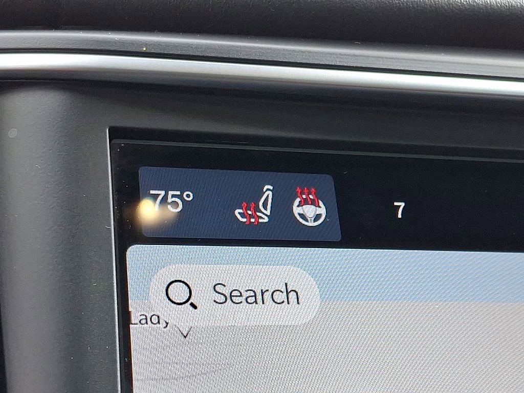 Certified 2022 Maserati Levante GT image 19