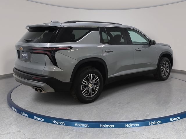 Used 2025 Chevrolet Traverse LT w/ Driver Confidence Package FWD image 6