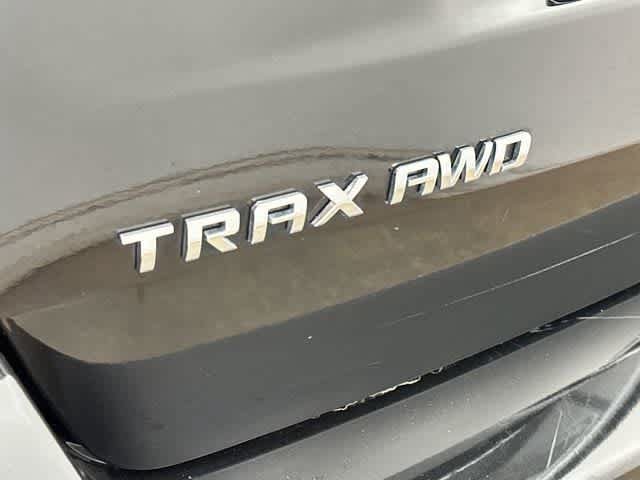Used 2022 Chevrolet Trax LT w/ Premium Seat Package AWD/4WD image 27