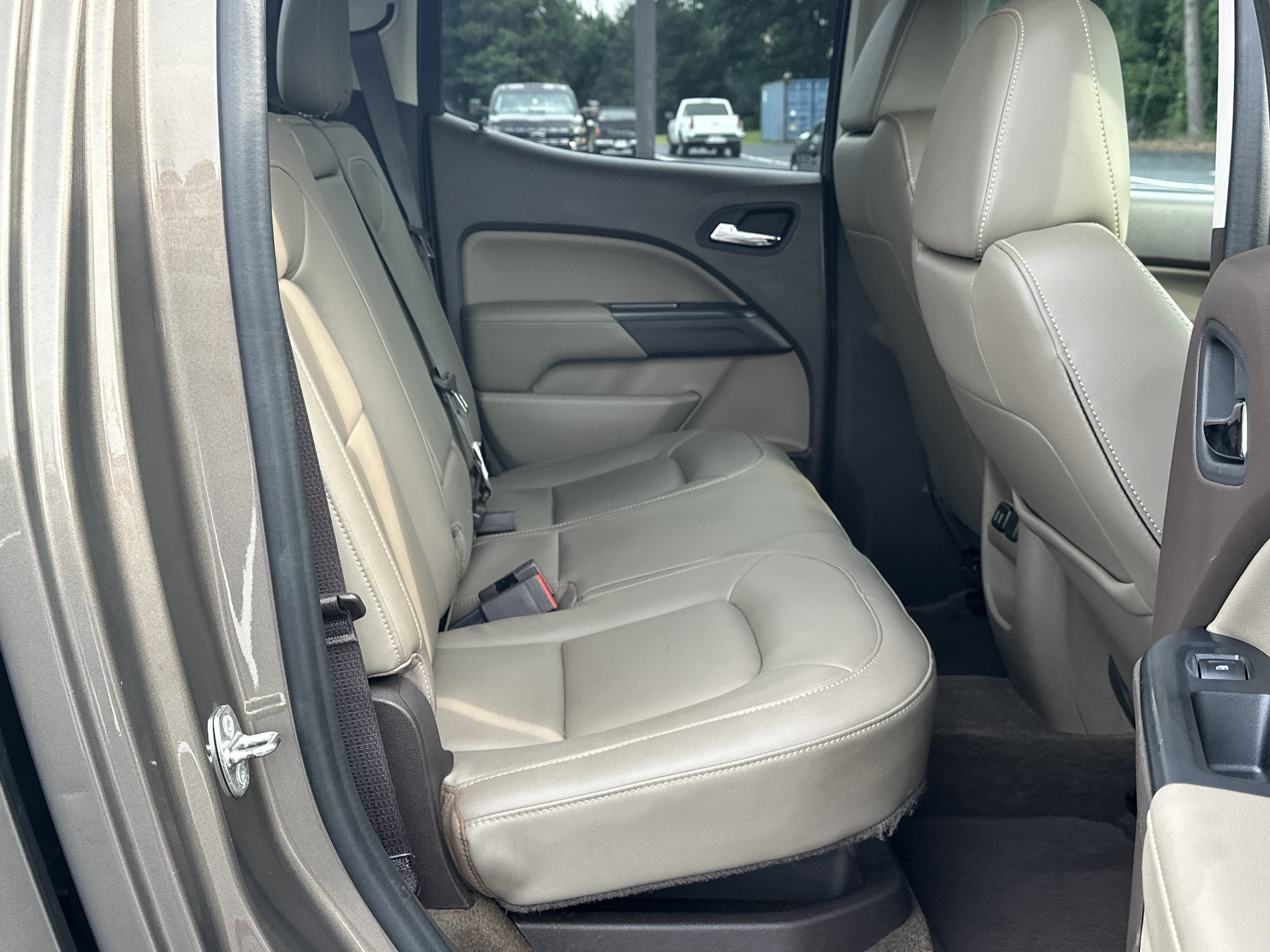 Used 2016 GMC Canyon SLT w/ Driver Alert Package RWD image 13