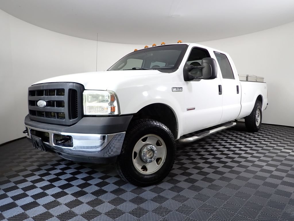 Used 2006 Ford F250 XL AWD/4WD image 2