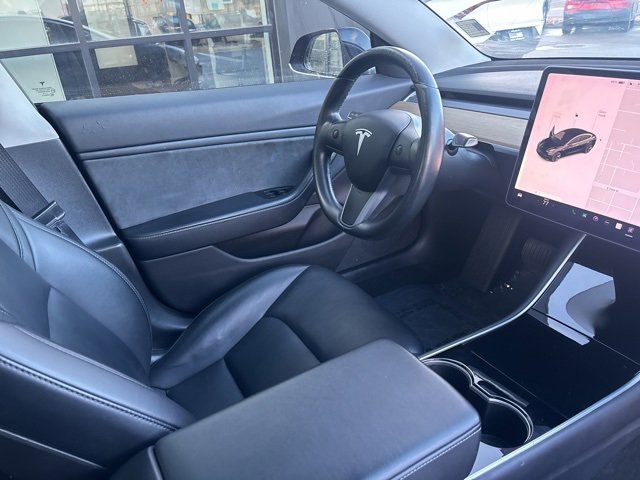 Used 2019 Tesla Model 3 Standard Range Plus image 12