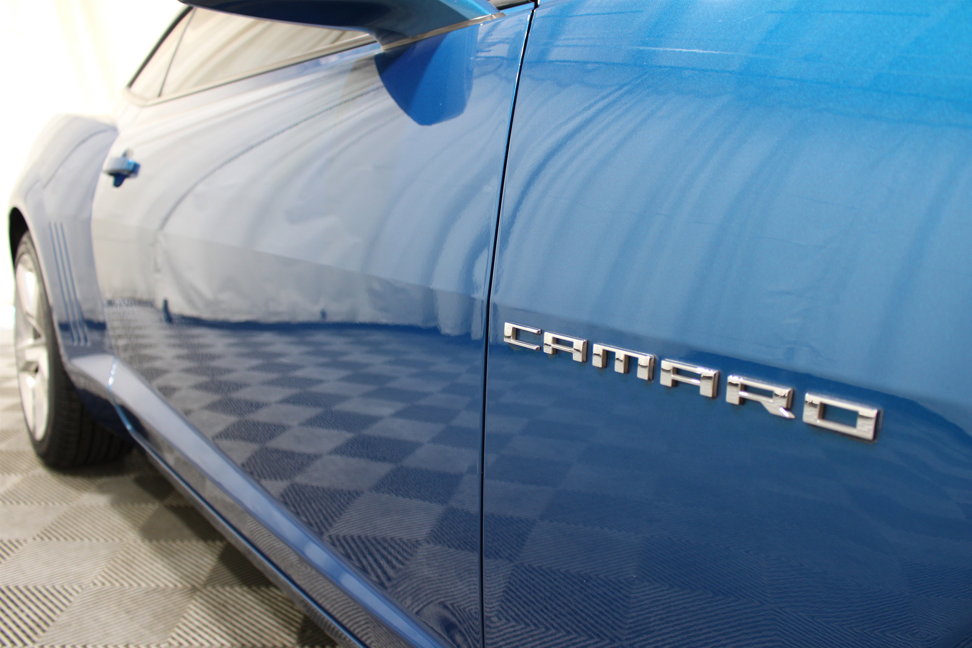 Used 2010 Chevrolet Camaro SS RWD image 27