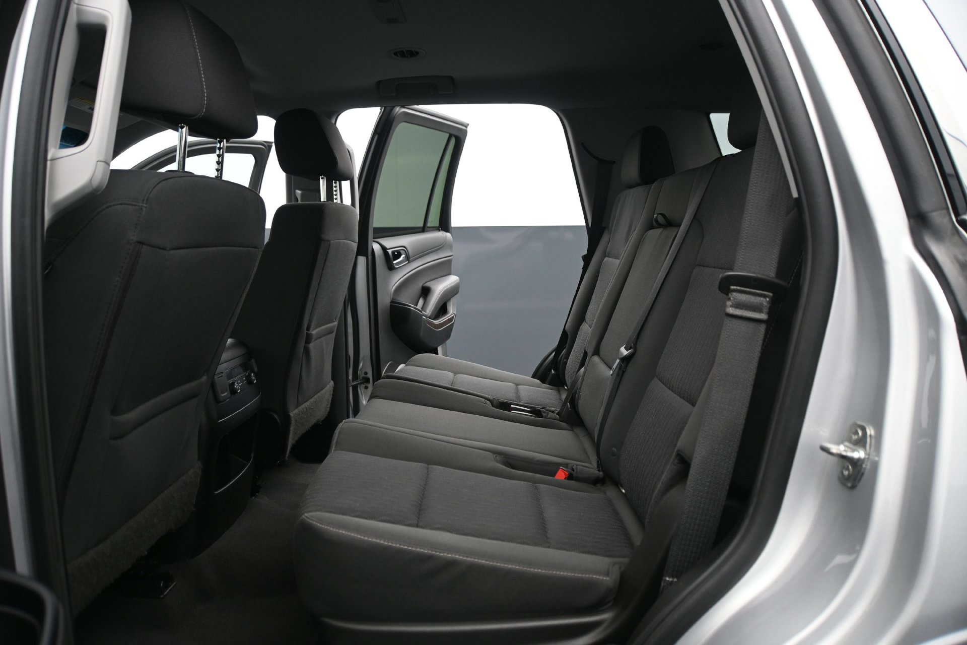 Used 2019 Chevrolet Tahoe LS AWD/4WD image 16