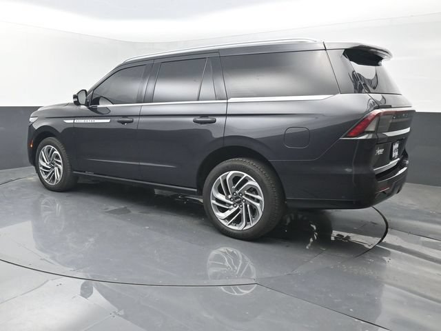 Used 2025 Lincoln Navigator Reserve AWD/4WD image 27