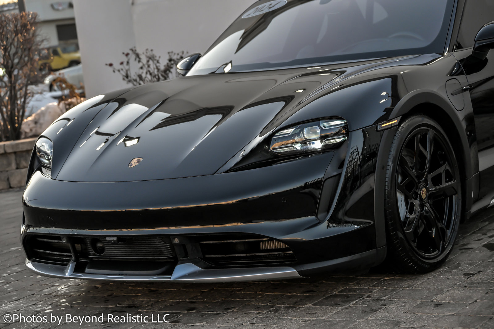 Used 2024 Porsche Taycan Turbo image 10