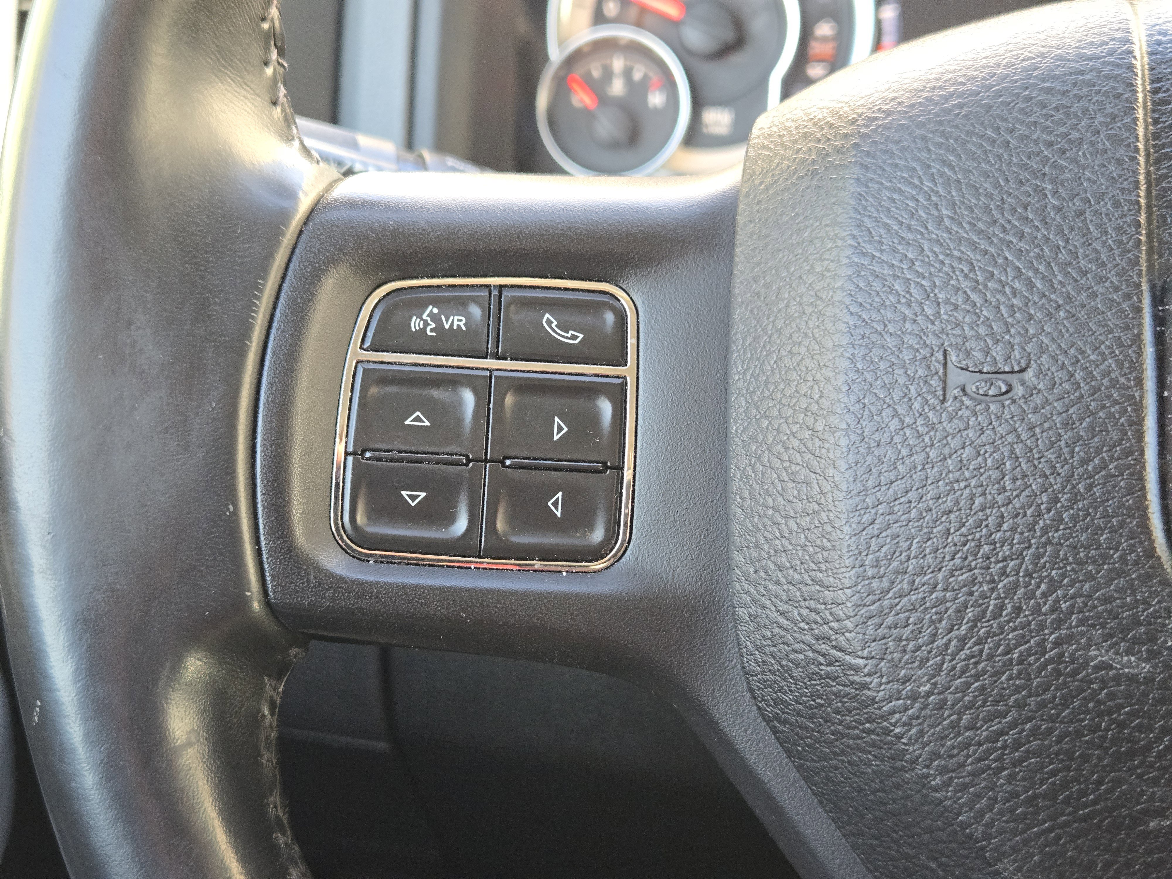 Used 2018 RAM 1500 Big Horn image 28