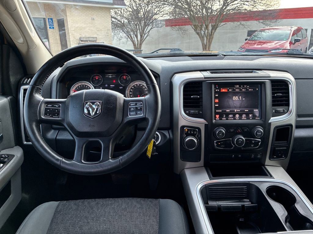 Used 2016 RAM 1500 Lone Star image 25