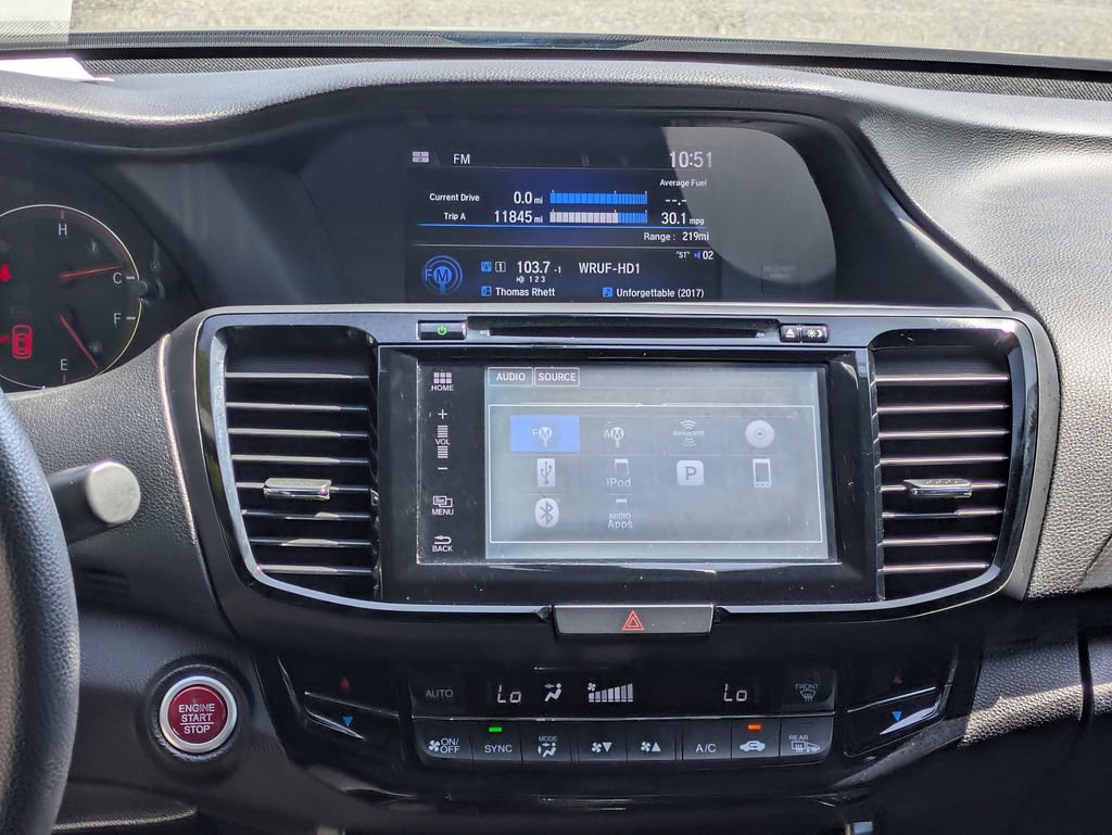 Used 2017 Honda Accord EX image 17