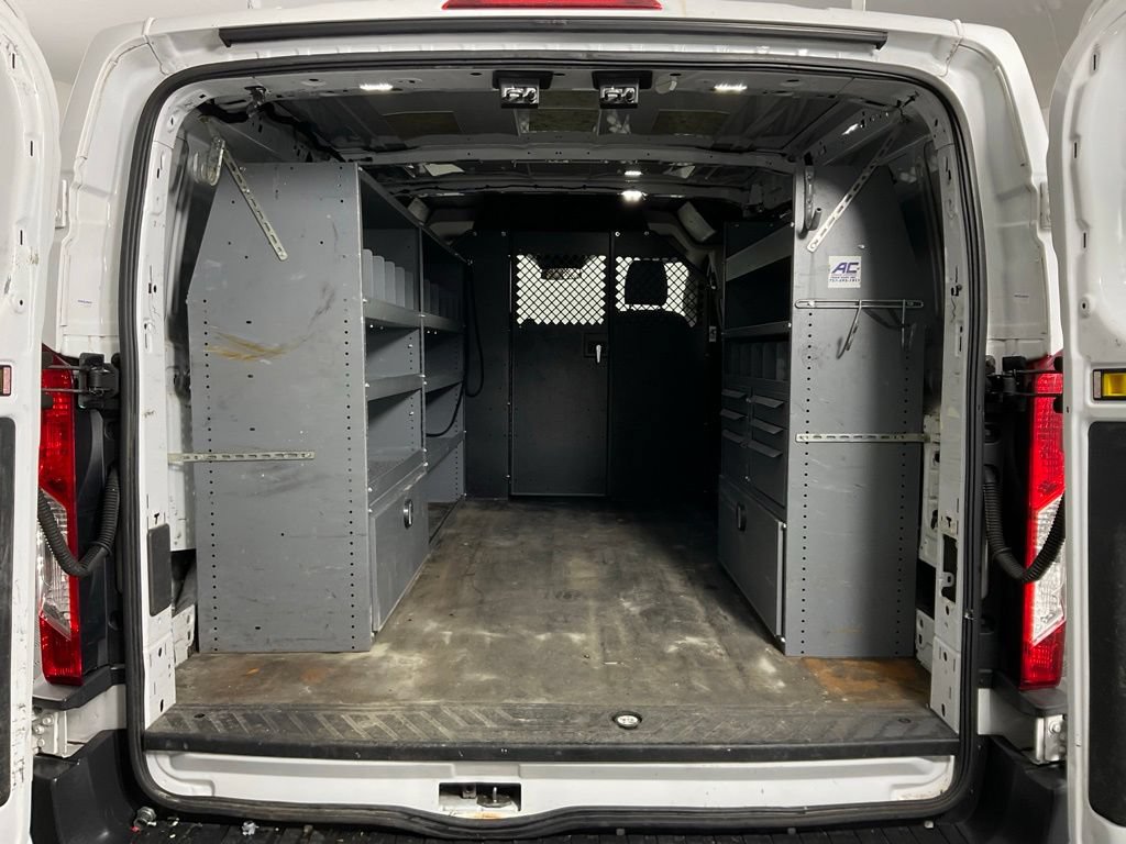 Used 2015 Ford Transit 250 130 Low Roof w/ Exterior Upgrade Package RWD image 11