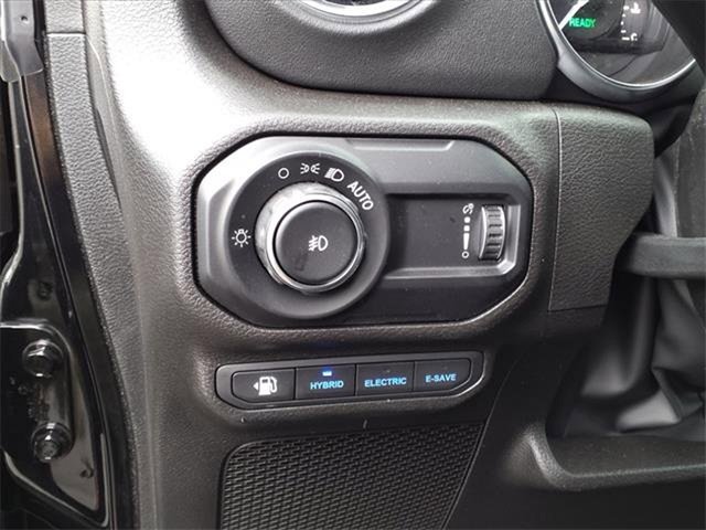 New 2023 Jeep Wrangler Unlimited Rubicon 4xe w/ Cold Weather Group image 20