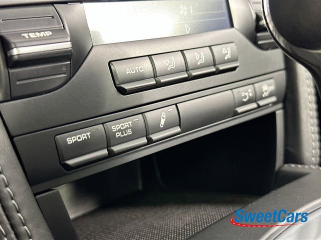 Used 2012 Porsche 911 Turbo S image 25