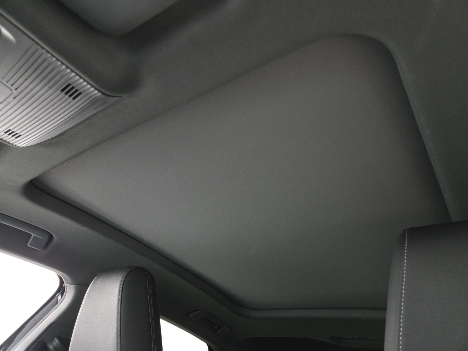 Used 2022 Audi Q4 e-tron Premium Plus w/ Premium Plus image 11