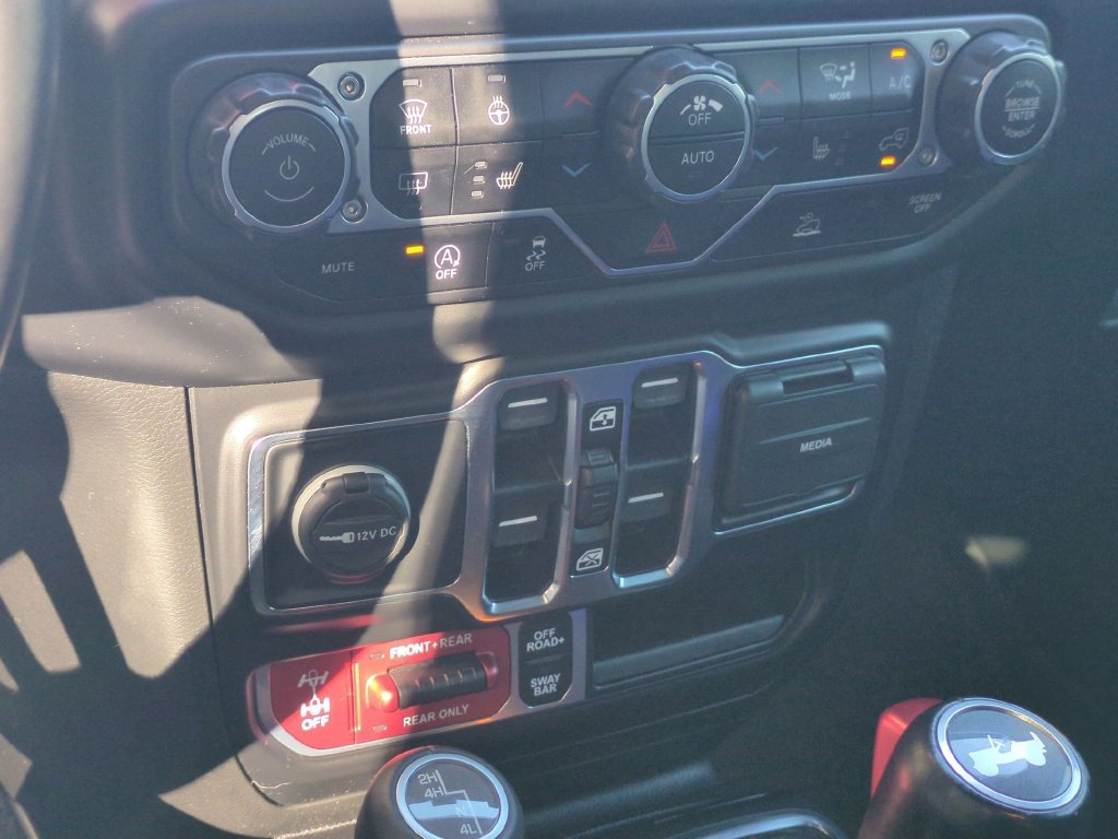 Used 2021 Jeep Wrangler Unlimited Rubicon AWD/4WD image 26